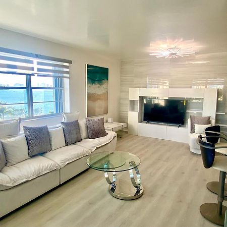 Panoramic Luxurious Waterfront One Bedroom Apartment With Miami Skyline View Free Parking 5Min Drive To Miami Beach Kültér fotó