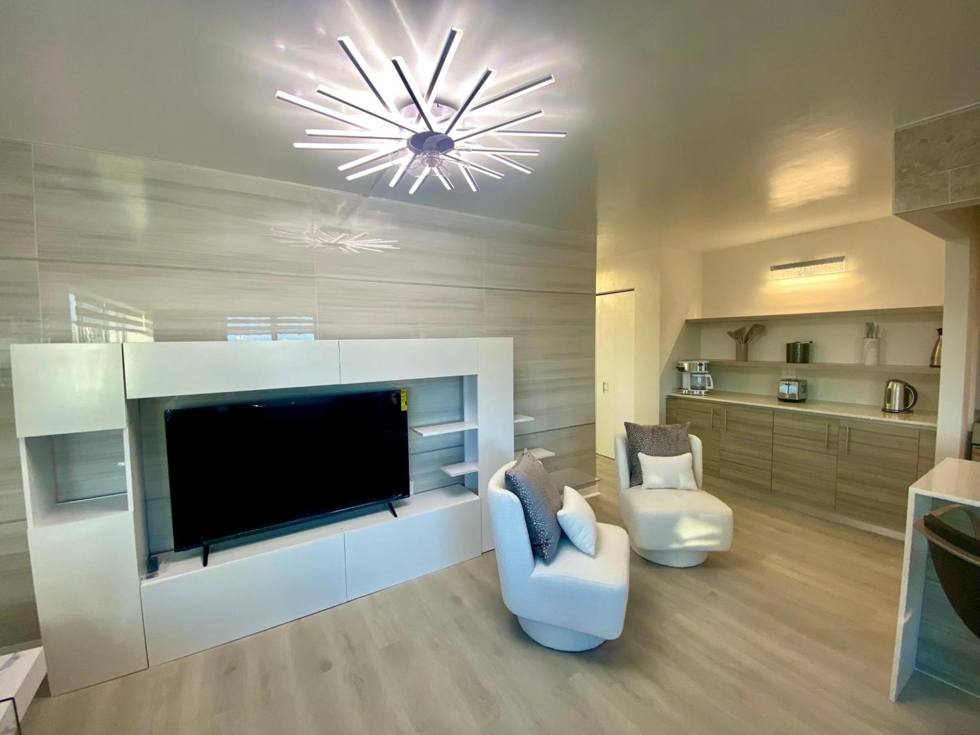 Panoramic Luxurious Waterfront One Bedroom Apartment With Miami Skyline View Free Parking 5Min Drive To Miami Beach Kültér fotó