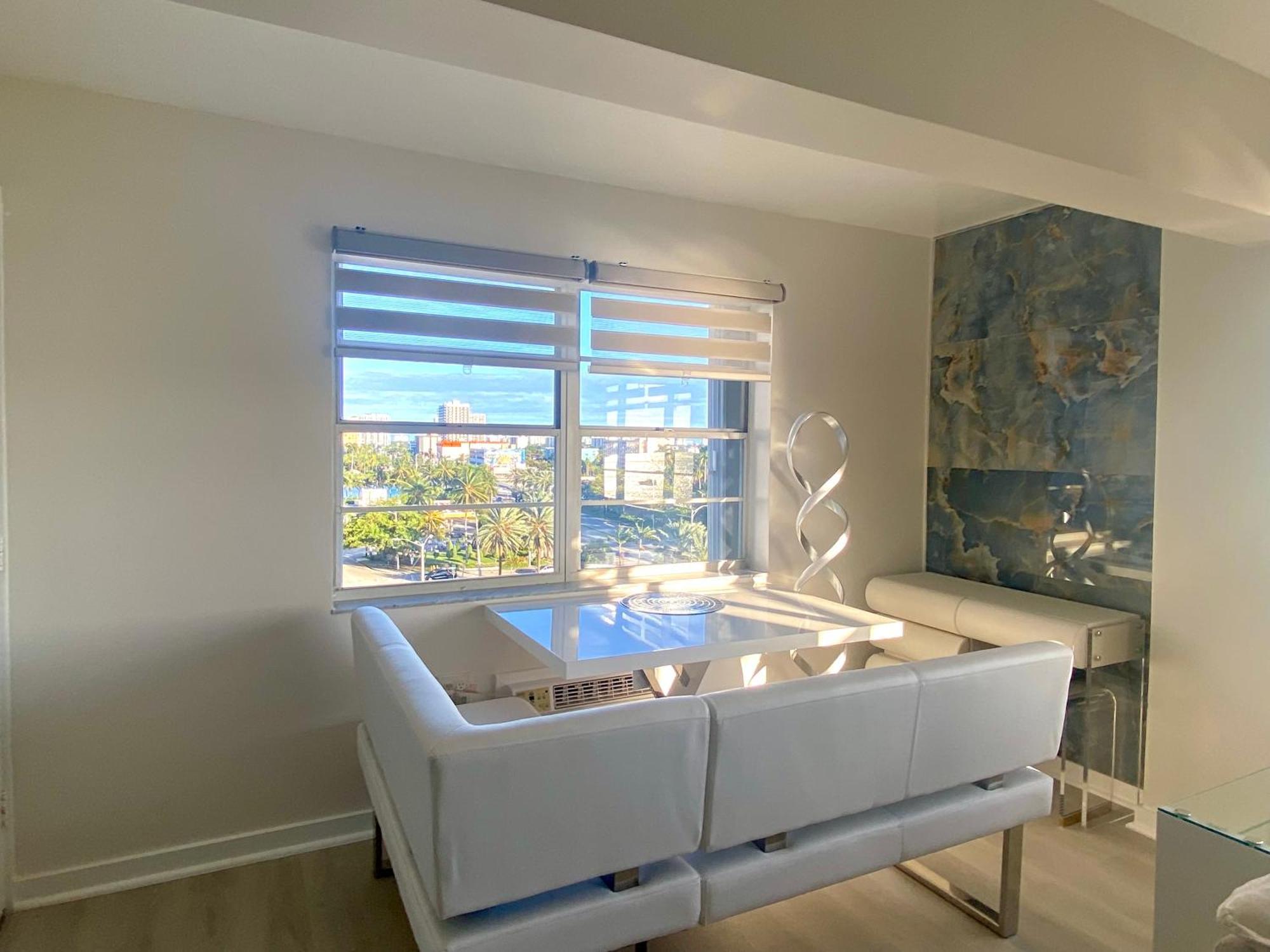 Panoramic Luxurious Waterfront One Bedroom Apartment With Miami Skyline View Free Parking 5Min Drive To Miami Beach Kültér fotó