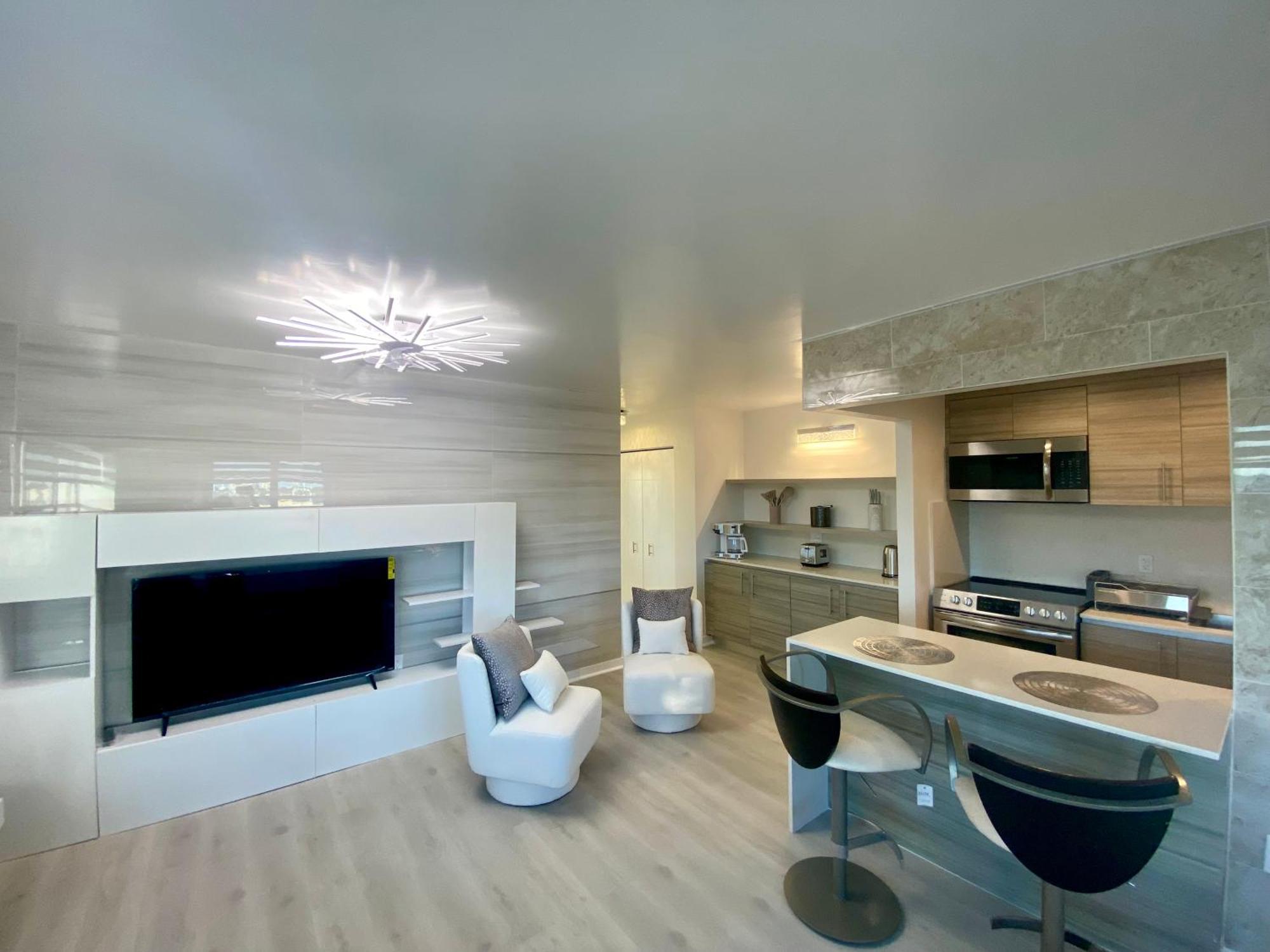 Panoramic Luxurious Waterfront One Bedroom Apartment With Miami Skyline View Free Parking 5Min Drive To Miami Beach Kültér fotó