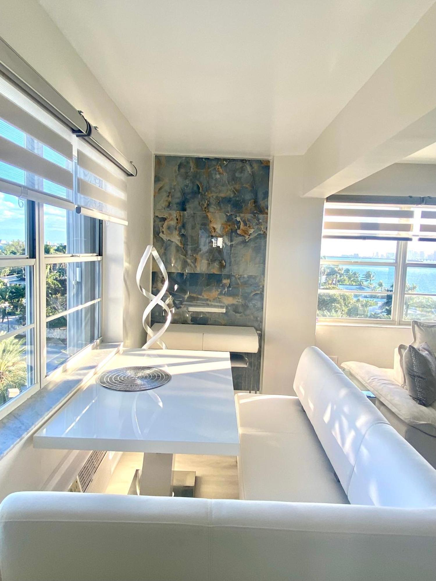 Panoramic Luxurious Waterfront One Bedroom Apartment With Miami Skyline View Free Parking 5Min Drive To Miami Beach Kültér fotó